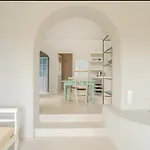 Drakkar * סנטוריני